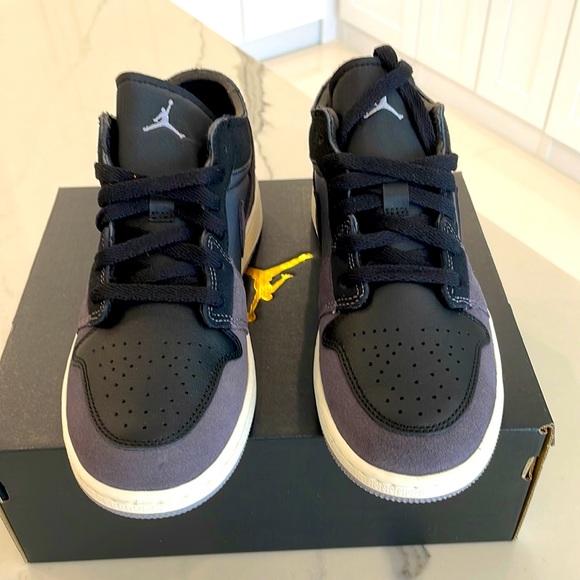 Jordan 1 Low SE Craft GS -black - Picture 2 of 6